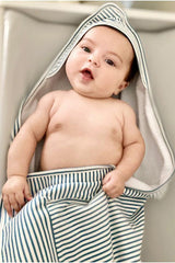 Cape de Bain bébé pour idée cadeaux de naissance original - La Queue Du Chat - Cape de Bain Poisson Corail Rayures Bleues en coton bio - Photo 2