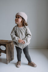 Barboteuse ML bébé pour idée cadeaux de naissance original - Studio Bohème - Barboteuse Esmée Corderoy Taupe en coton bio - Photo 2