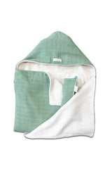 Cape de Bain bébé pour cadeau de naissance original - Pitigaïa - Cape de Bain Verte en coton bio - Photo 1