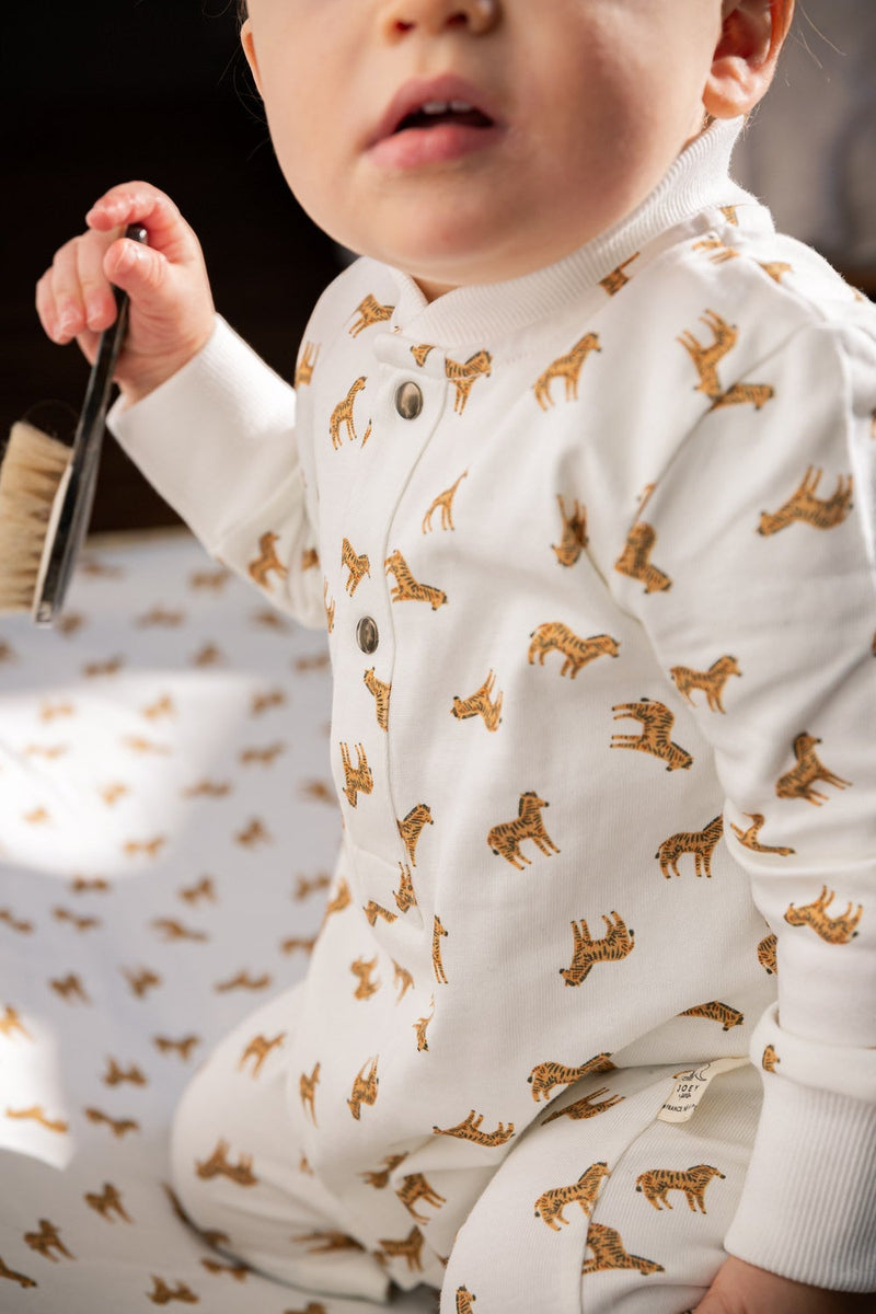 Combinaison bébé pour idée cadeaux de naissance original - Joey Paris - Combinaison Ulisse Zebra Blanche en coton bio - Photo 4