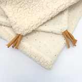 Couverture bébé pour idée cadeaux de naissance original - Petit Pote - Couverture Bébé Sherpa Petits Pois Dorés Ecru en coton bio - Photo 4