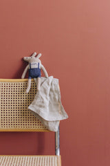 Doudou bébé pour idée cadeaux de naissance original - Joey Paris - Doudou Kangourou Main Sauvage Beige en coton bio - Photo 5