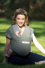 Echarpe de Portage bébé pour idée cadeaux de naissance original - Love Radius - Echarpe Basic Bio Misty Green en coton bio - Photo 3