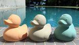 Jouet de Bain bébé pour idée cadeaux de naissance original - Oli & Carol - Jouet de Bain Petit Canard Elvis Beige en coton bio - Photo 6