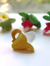 Jouet de Dentition bébé pour idée cadeaux de naissance original - Oli & Carol - Jouet de Dentition Anita la Bananita en coton bio - Photo 2