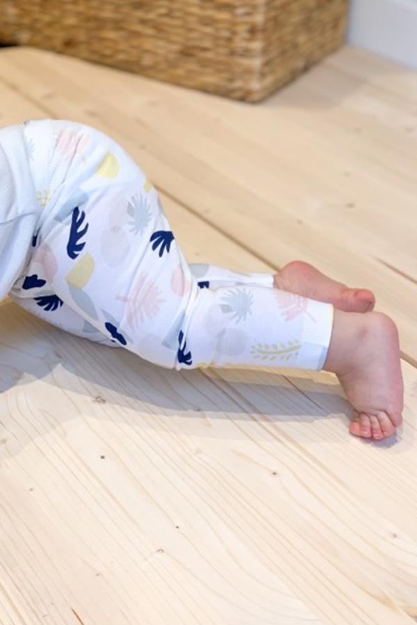 Legging bébé pour idée cadeaux de naissance original - Joey Paris - Legging Pedro Verão Blanc en coton bio - Photo 4