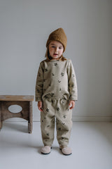 Pantalon bébé pour idée cadeaux de naissance original - Studio Bohème - Pantalon Carrot Prunes Kaki en coton bio - Photo 2