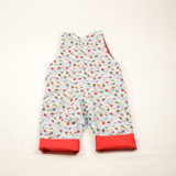 Salopette bébé pour idée cadeaux de naissance original - Little Woude - Salopette Evolutive Cerf Volants Rouge en coton bio - Photo 6