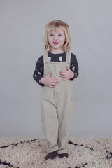 Salopette bébé pour idée cadeaux de naissance original - Minabulle - Salopette Armel en Velours Côtelé Beige Clair en coton bio - Photo 2