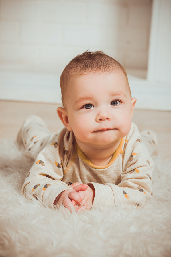 Les 8 articles indispensables de l’espace de jeu idéal pour un bébé de 6 mois !