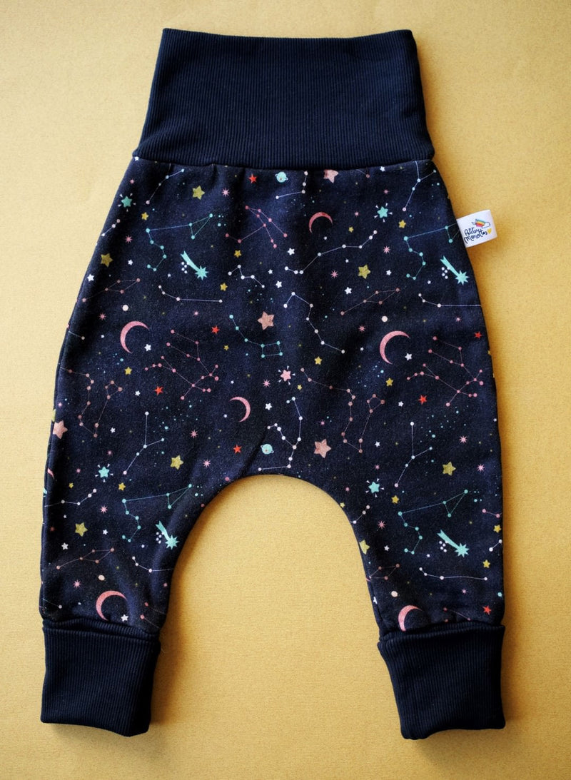 Pantalon bébé pour idée cadeaux de naissance original - Petites Menottes - Pantalon Evolutif Cosmos en coton bio - Photo 7