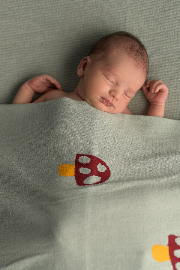 Couverture bébé pour idée cadeaux de naissance original - Micu Micu - Couverture Bébé en Coton Bio Tissé Champignons Vert Pâle en coton bio - Photo 2