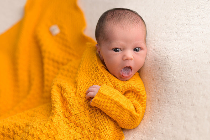 Couverture bébé pour idée cadeaux de naissance original - Micu Micu - Couverture Bébé en Coton Bio Tissé Ocre en coton bio - Photo 3