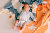 Couverture bébé pour idée cadeaux de naissance original - Micu Micu - Couverture Bébé Orange Soleil en coton bio - Photo 3