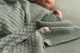 Couverture bébé pour idée cadeaux de naissance original - Micu Micu - Couverture Bébé en Coton Bio Tissé Vert Pâle en coton bio - Photo 3