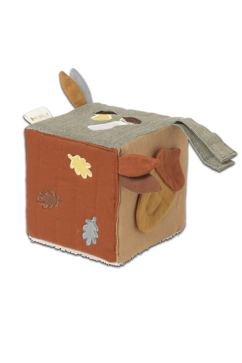Jeu d'éveil bébé pour idée cadeaux de naissance original - Fabelab - Cube d'Activités en Coton Bio Forêt en coton bio - Photo 2