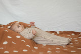 Gigoteuse bébé pour idée cadeaux de naissance original - Minabulle - Gigoteuse Nouée Thais Rayures Cannelle en coton bio - Photo 3