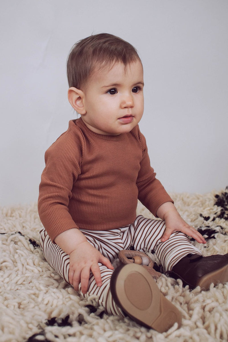 Pantalon bébé pour idée cadeaux de naissance original - Minabulle - Pantalon Alba Rayures Cannelle en coton bio - Photo 3