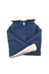 Poncho bébé pour cadeau de naissance original - Petit Pote - Poncho Evolutif Double-Gaze Bleu Indigo & Sherpa Ecrue en coton bio - Photo 1