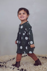 Robe bébé pour idée cadeaux de naissance original - Minabulle - Robe Nora Lunes Vert Sapin en coton bio - Photo 2