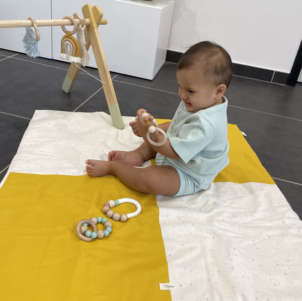 Taps d'éveil Bébé en Coton Bio -  Pitigaïa  -  Tapis d'Eveil en Coton Bio Jaune- Photo 1